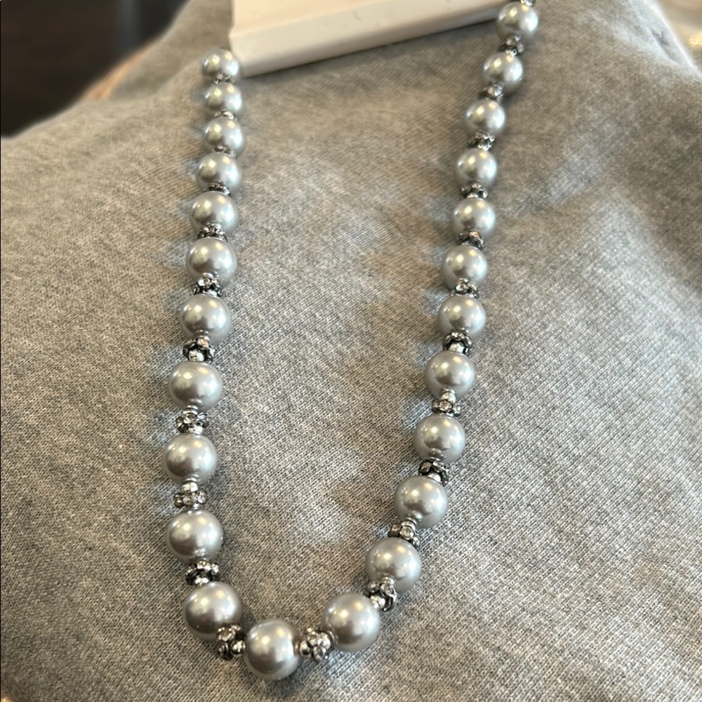 🤩Gray Glass Pearl Necklace with Crystal like gems